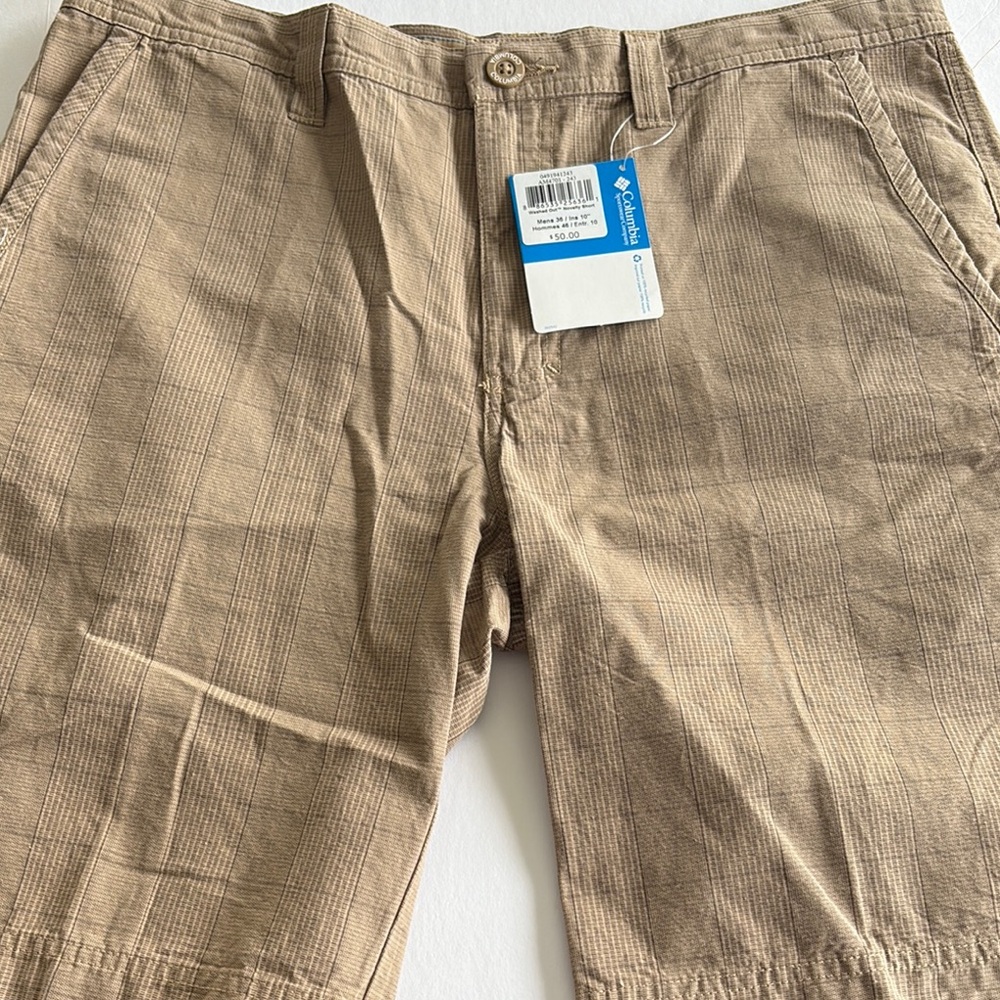 Columbia Men's Tan Flat Front Shorts